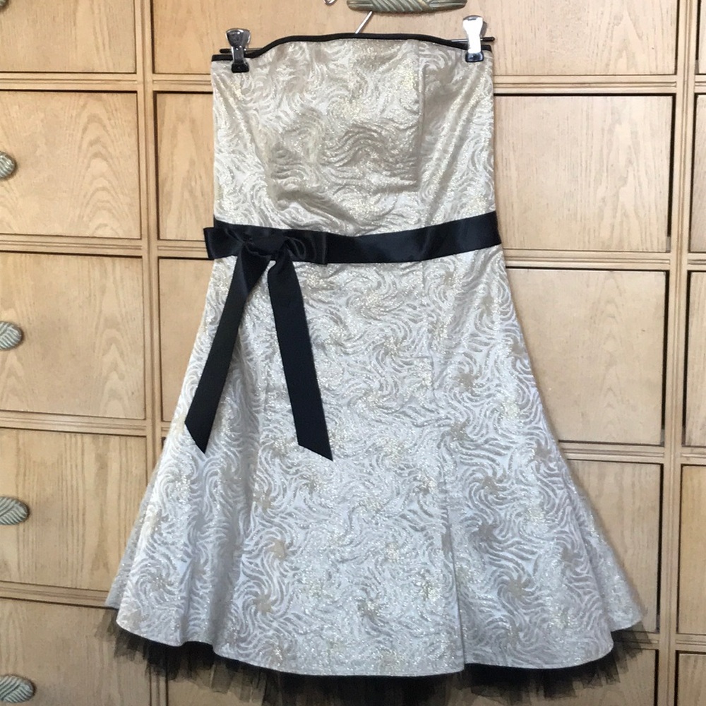 Jessica McClintock,  Gunne-Sax party dress size 5